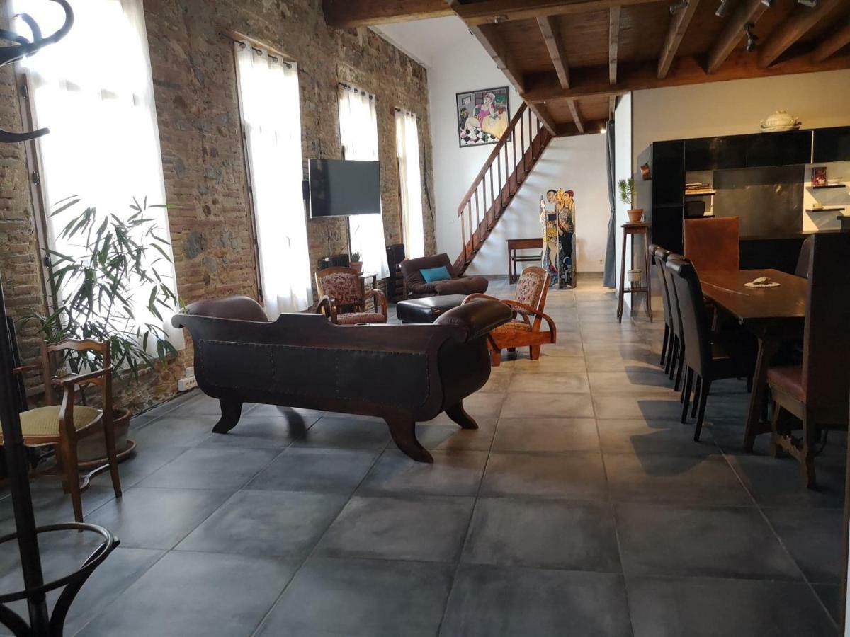 El Castell Embruixat Hotel Saint-Hippolyte  Ngoại thất bức ảnh