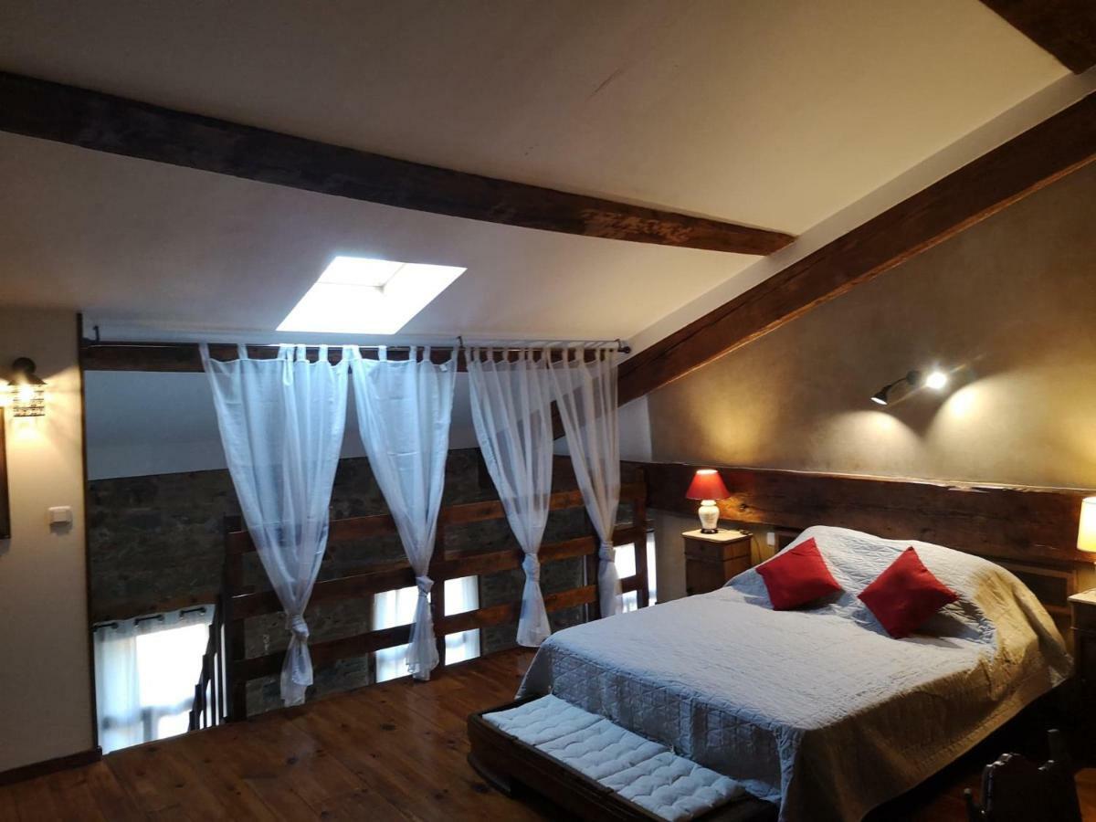 El Castell Embruixat Hotel Saint-Hippolyte  Ngoại thất bức ảnh